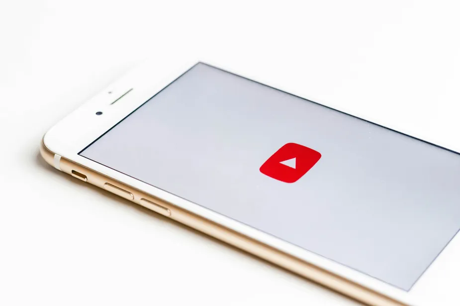 見たくないYouTubeチャンネルをブロック！検索結果からも非表示にする方法