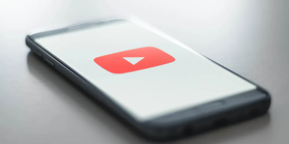 【2025年版】YouTubeの広告ブロック警告を回避できるおすすめ広告ブロッカー3選